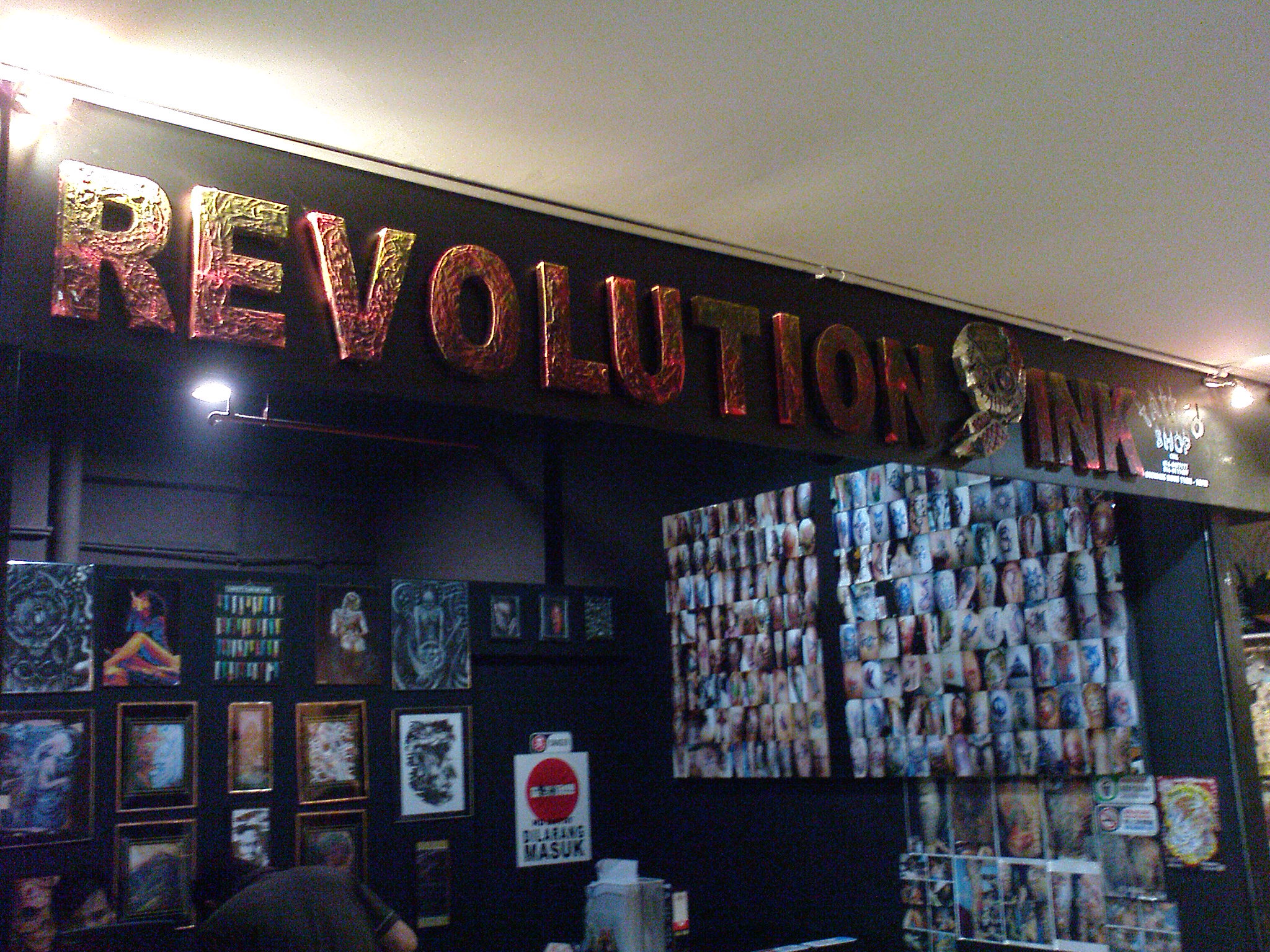 Revolution Ink Tattoo Shop